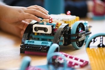 Model car in Introduction to Autonomous Cars